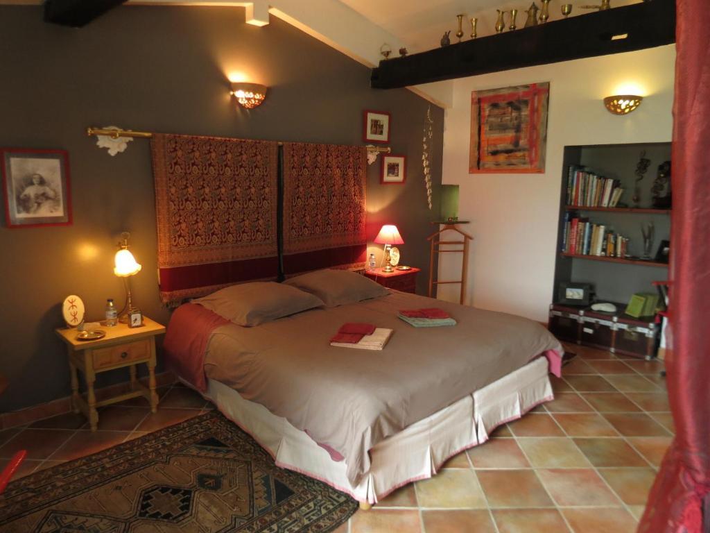 La Claverie Sainte-Radegonde-des-Noyers Phòng bức ảnh