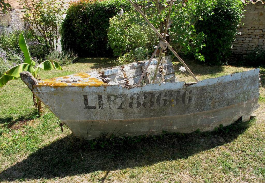 La Claverie Sainte-Radegonde-des-Noyers Ngoại thất bức ảnh